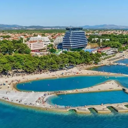 Nera Διαμέρισμα *